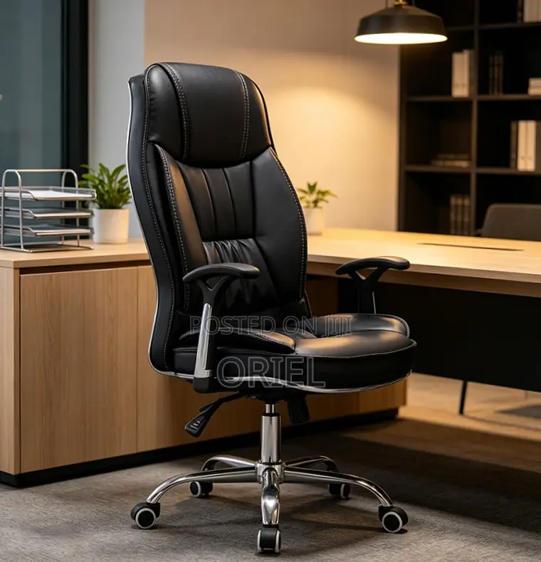 Office Desk : PU Leather Executive Staff Chair