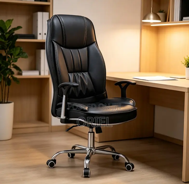 Office Desk : PU Leather Executive Staff Chair