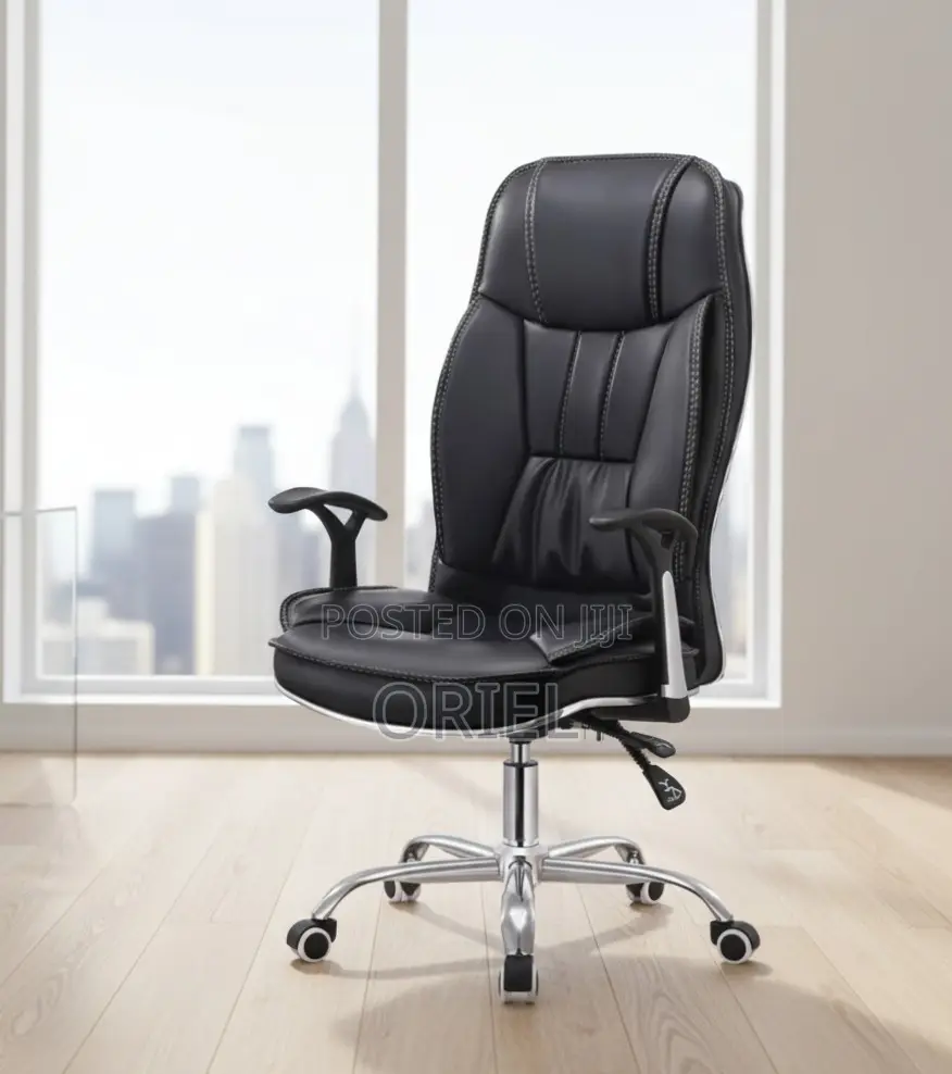 Office Desk : PU Leather Executive Staff Chair