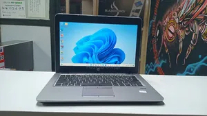 Laptop HP EliteBook 820 G3 4GB Intel Core i5 HDD 128GB
