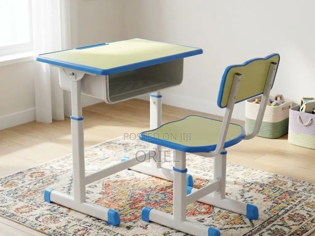 Kids Study Set : Height-Adjustable Kids Desk Chair