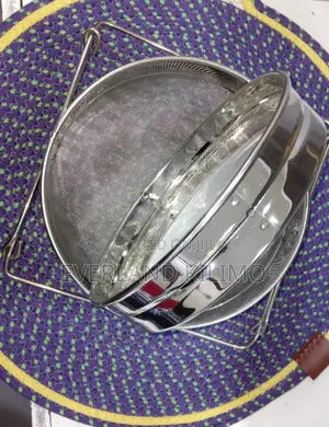 Double Sieve Honey Strainer