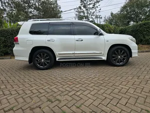 Toyota Land Cruiser 2008 White