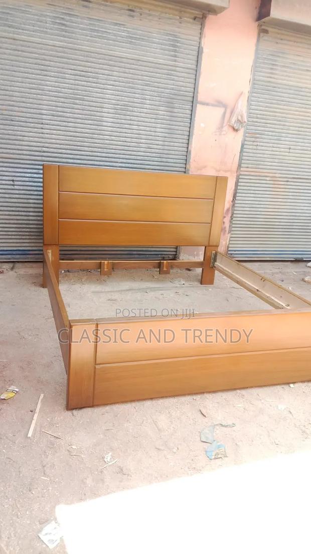 5x6 Solid Bed - main view