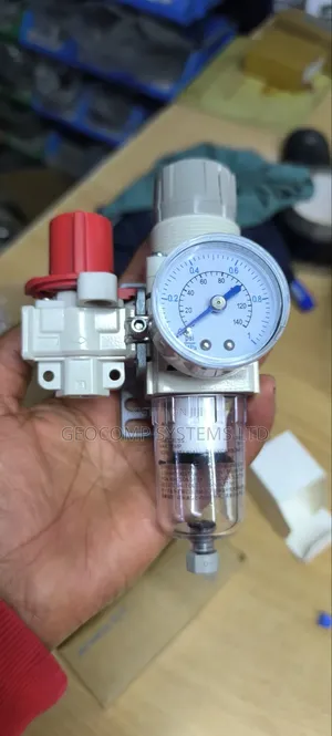 Filter Regulator With Automatic Stop Cork