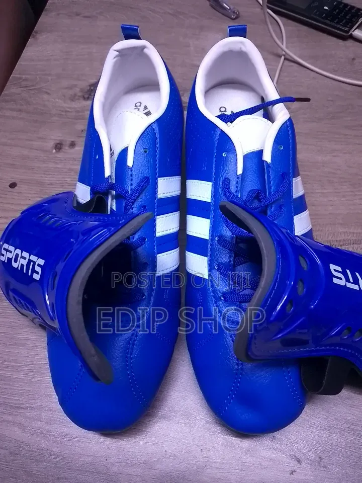 Great Adidas Football Boots With Free Shin Guards