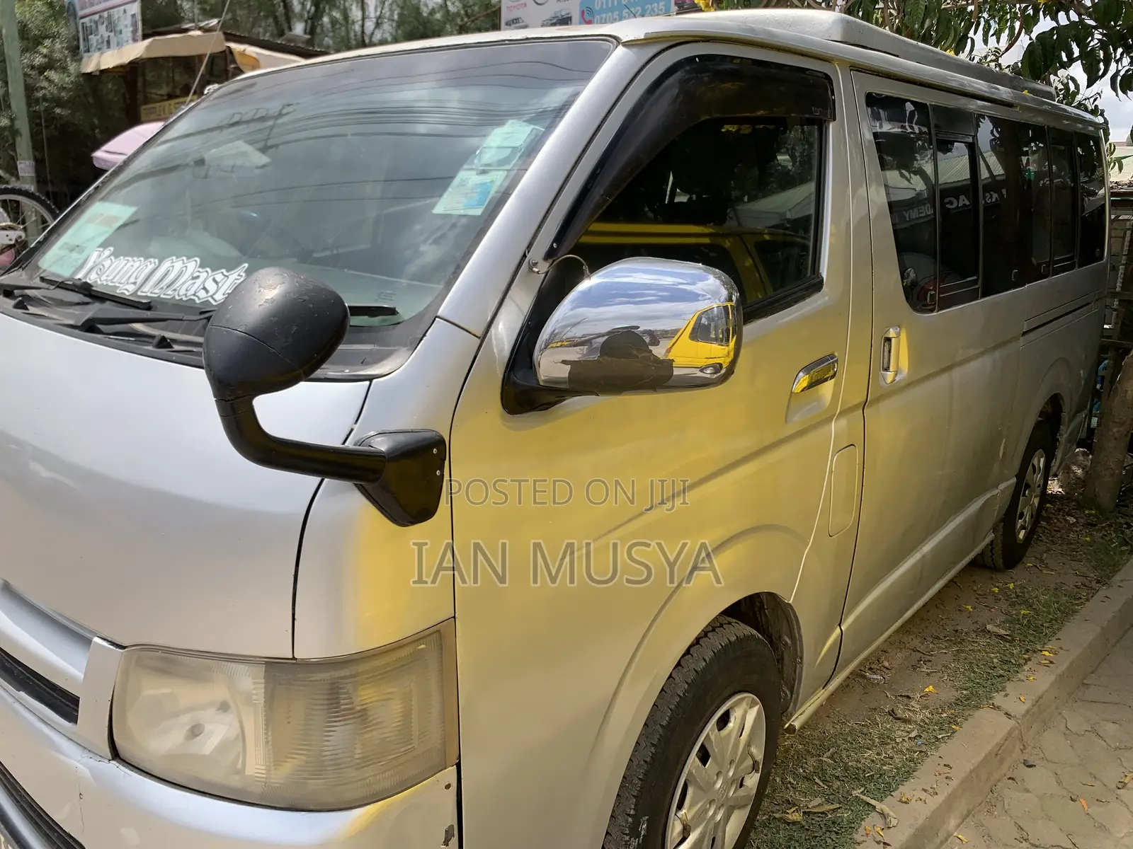 Toyota HiAce 2006 Silver