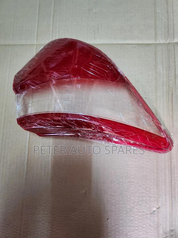 Tail Lens Vitz 2017