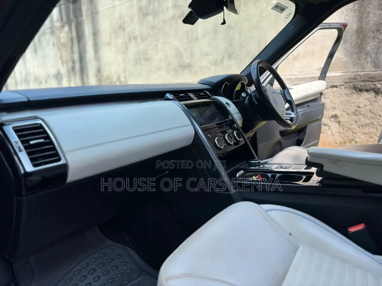 Land Rover Discovery HSE LUXURY 4x4 2019 Red