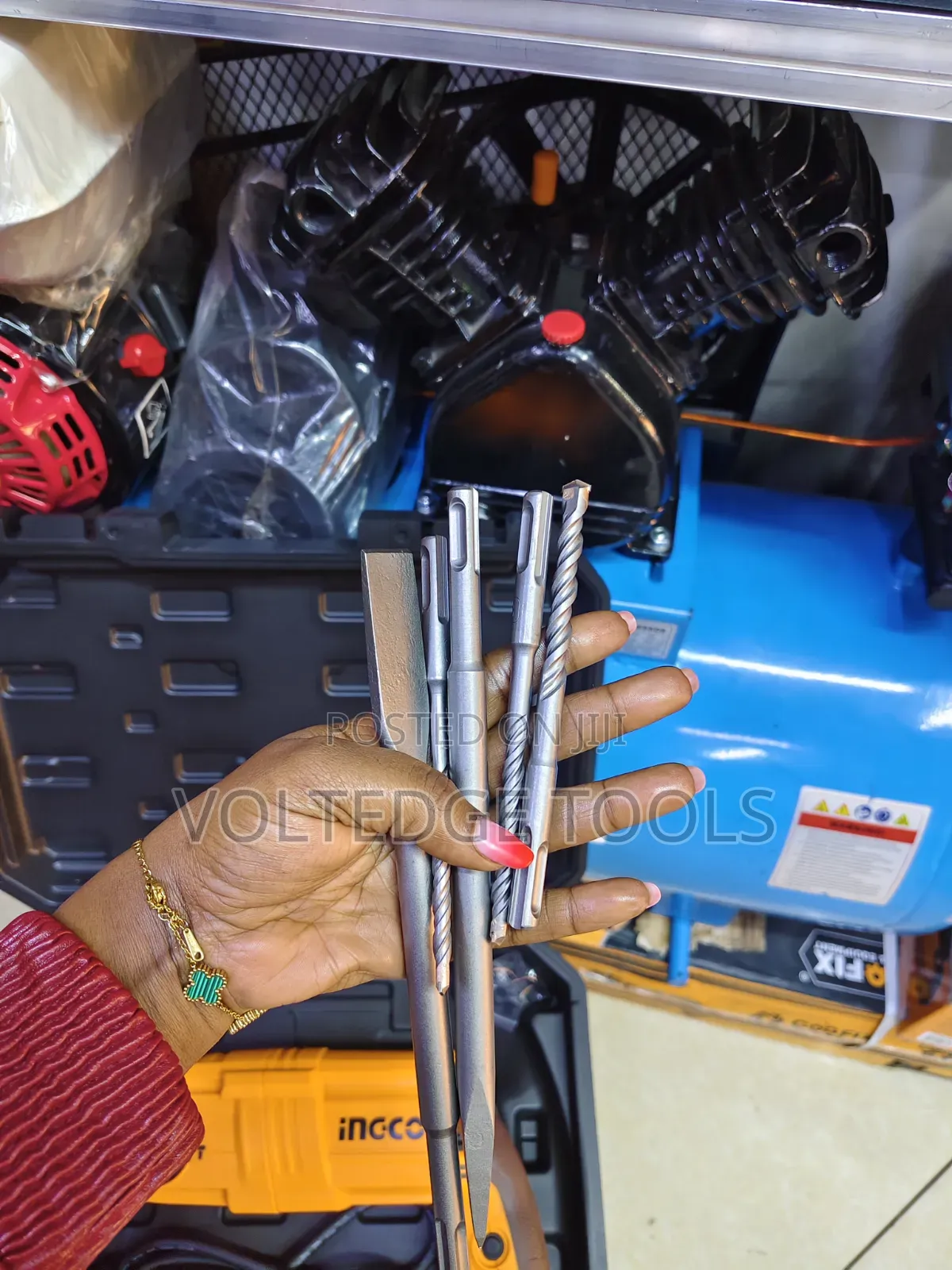 INGCO 800W Heavy Duty Rotary Hammer Drill RGH9028-2) — Brand