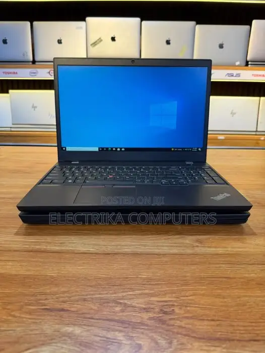 New Laptop Lenovo ThinkPad P15s 16GB Intel Core i7 SSD 512GB