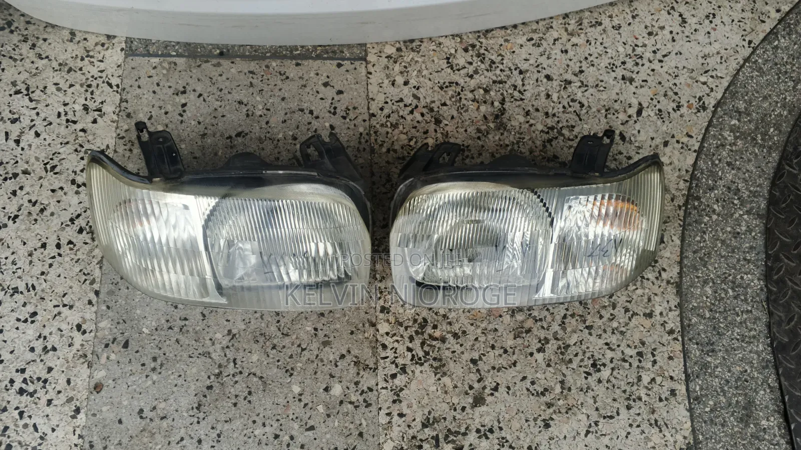 Ford Escape Headlight