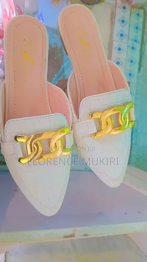 Closed Shoes