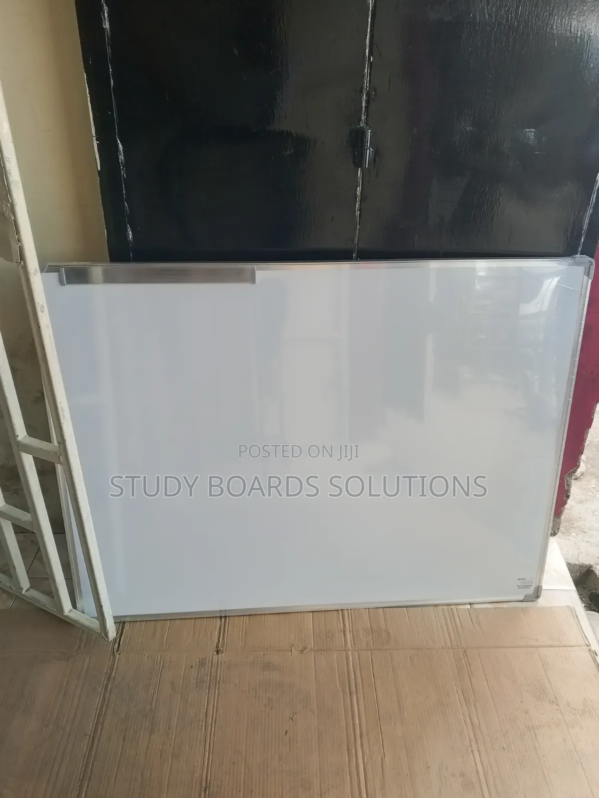 Brand New 4ft × 3ft Magnetic Whiteboard – Now on Sale!