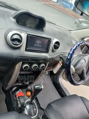 Toyota IST 2002 Brown