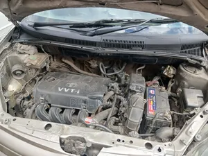 Toyota IST 2002 Brown