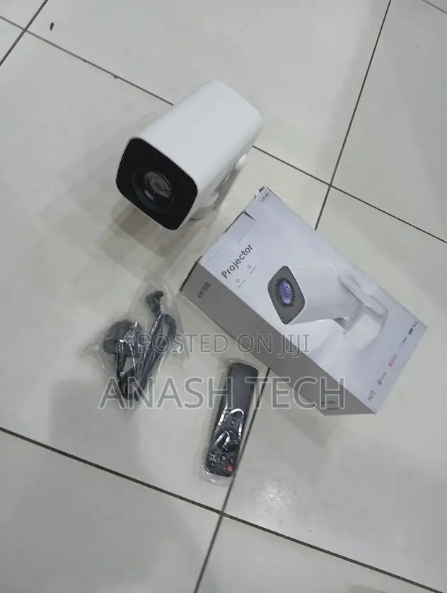 F800 Portable Android 13 Projector Full HD Entertainment Projector