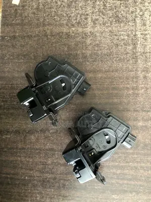 Boot Lock Toyota Land Cruiser V8
