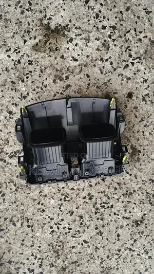 Toyota Fielder / Axio 2007-2012 Dashboard Vent