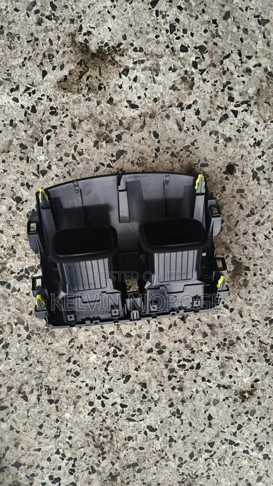 Toyota Fielder / Axio 2007-2012 Dashboard Vent