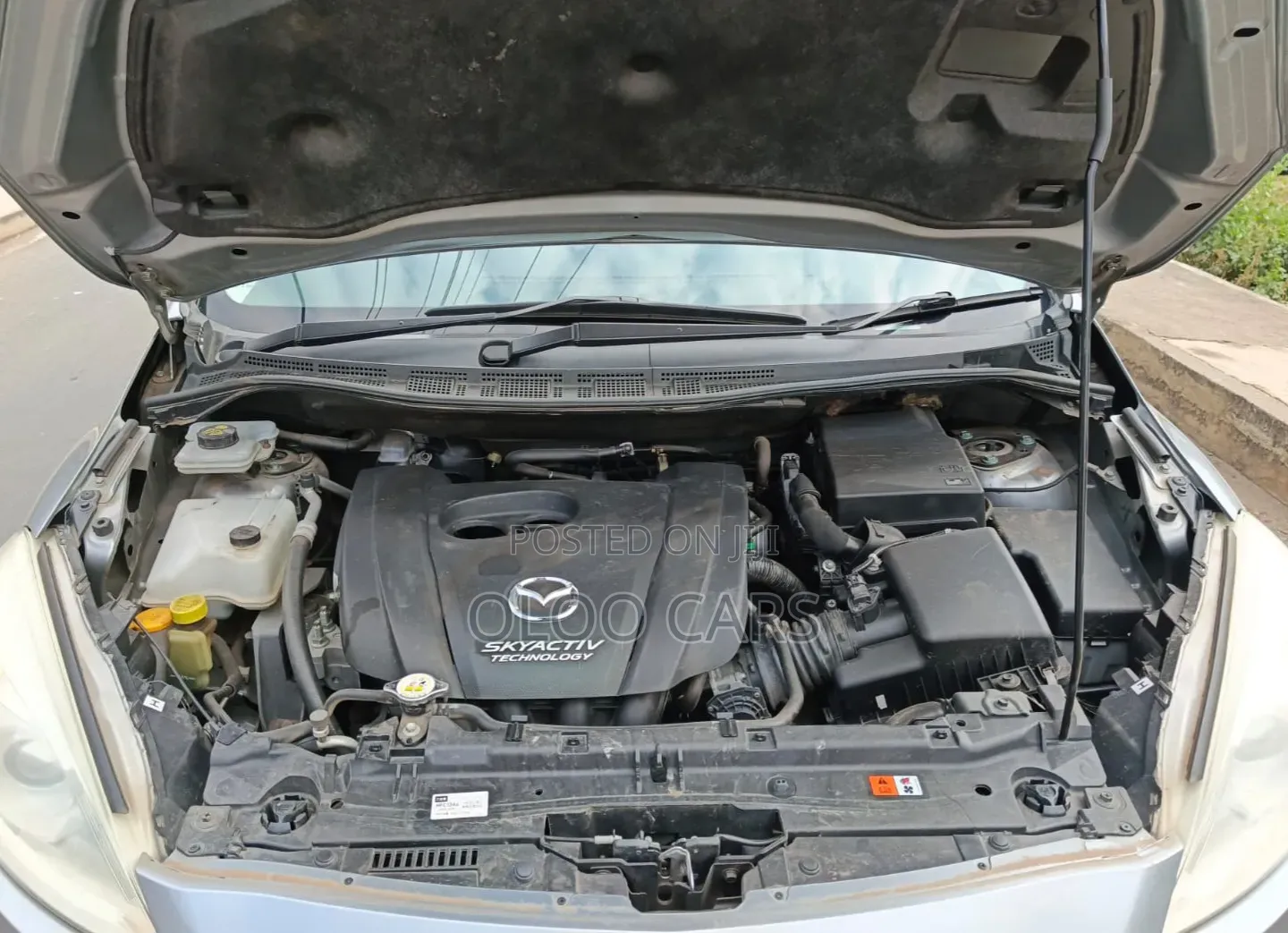 Mazda Premacy 2017 Silver