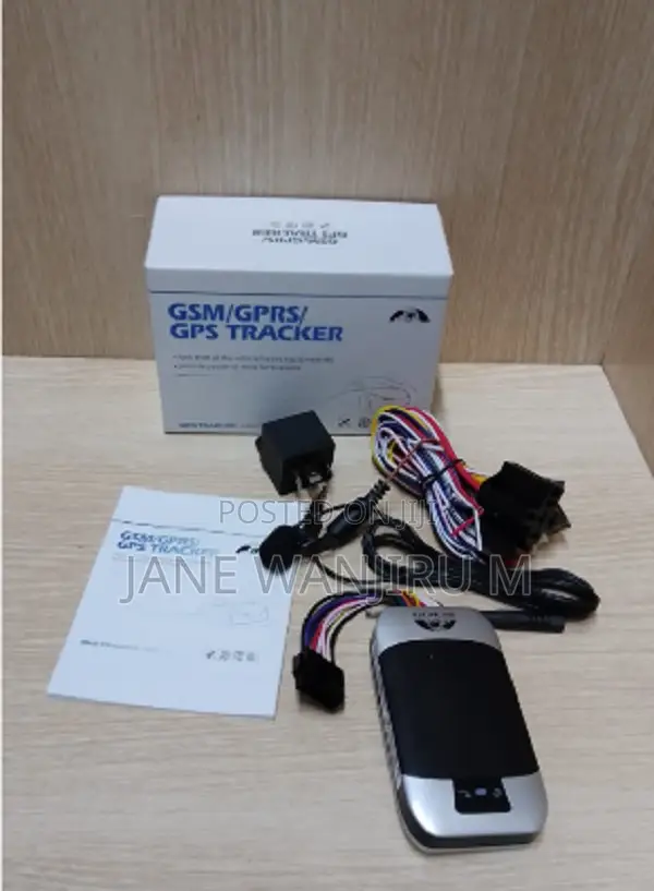 GSM Car Tracker – Real-Time Vehicle Tracking