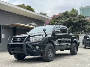 Toyota Hilux Revo Double Cab Deisel 2.4 RWD 2019 Black