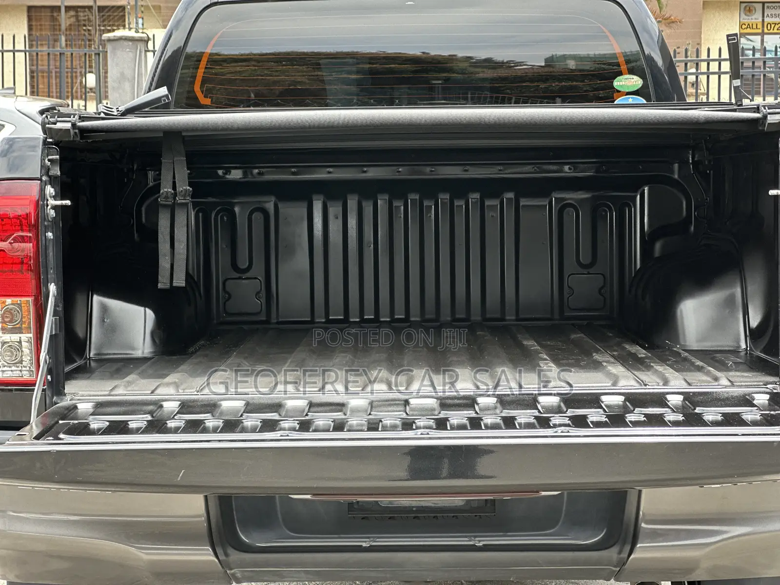 Toyota Hilux Revo Double Cab Deisel 2.4 RWD 2019 Black