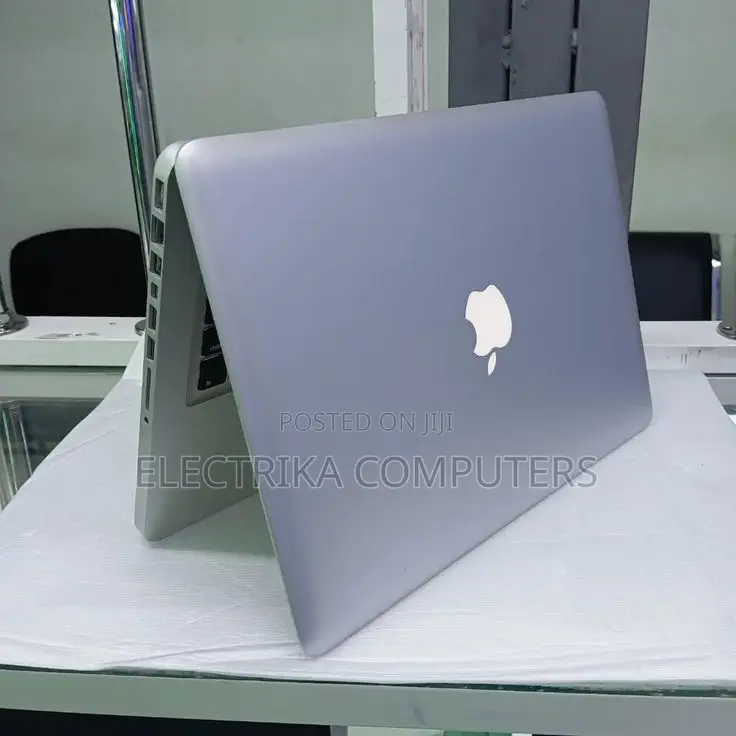 Laptop Apple MacBook Pro 2015 8GB Intel Core i5 SSD 256GB