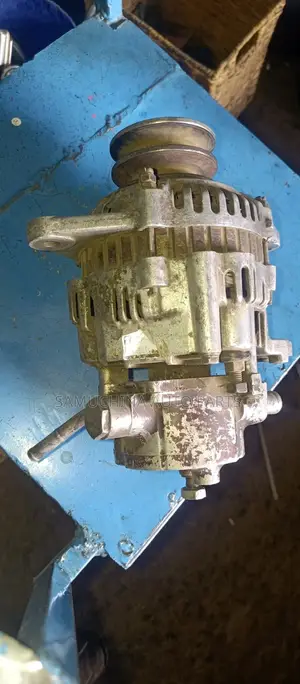 Alternator Isuzu 4Hf1/4hg1