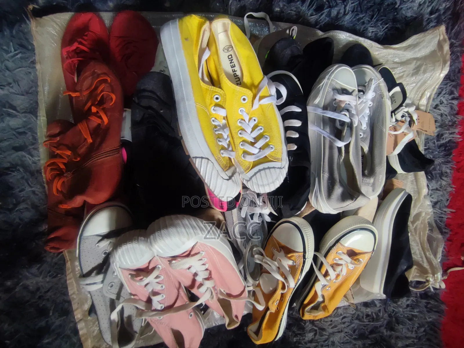Shoes 24 Pairs at 250 Each | Canvas | Thrift | Bale | Rubber | Converse