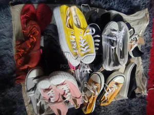 Shoes 24 Pairs at 250 Each | Canvas | Thrift | Bale | Rubber | Converse