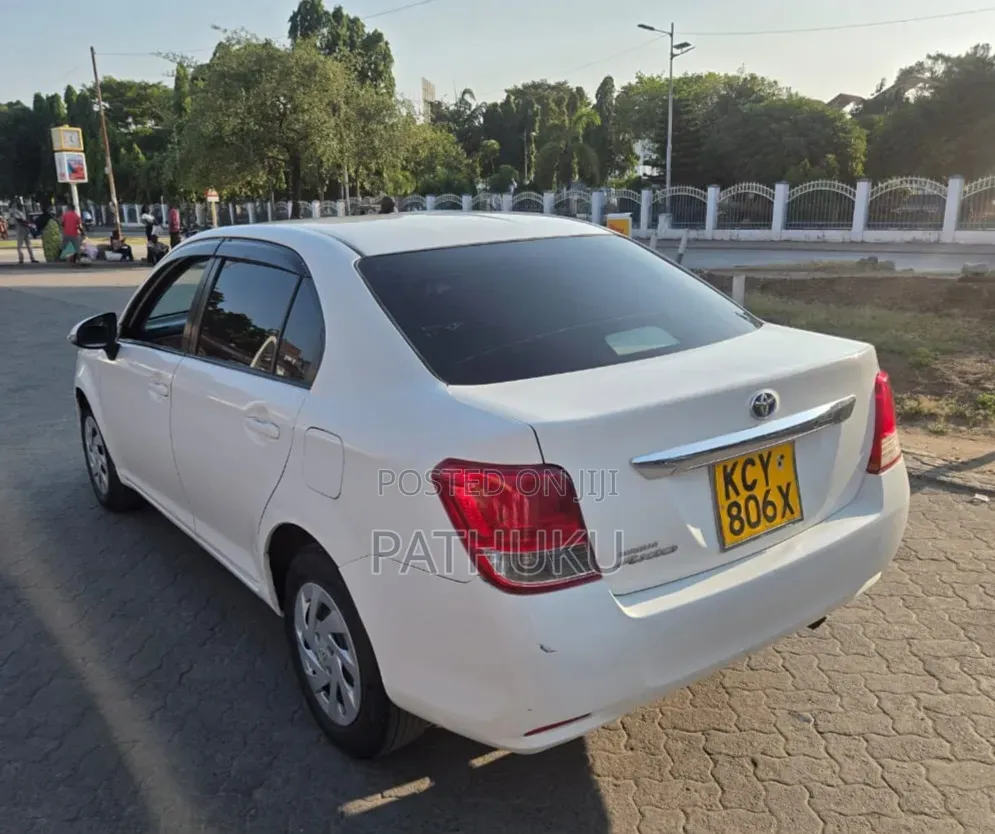 Toyota Axio 2013 White