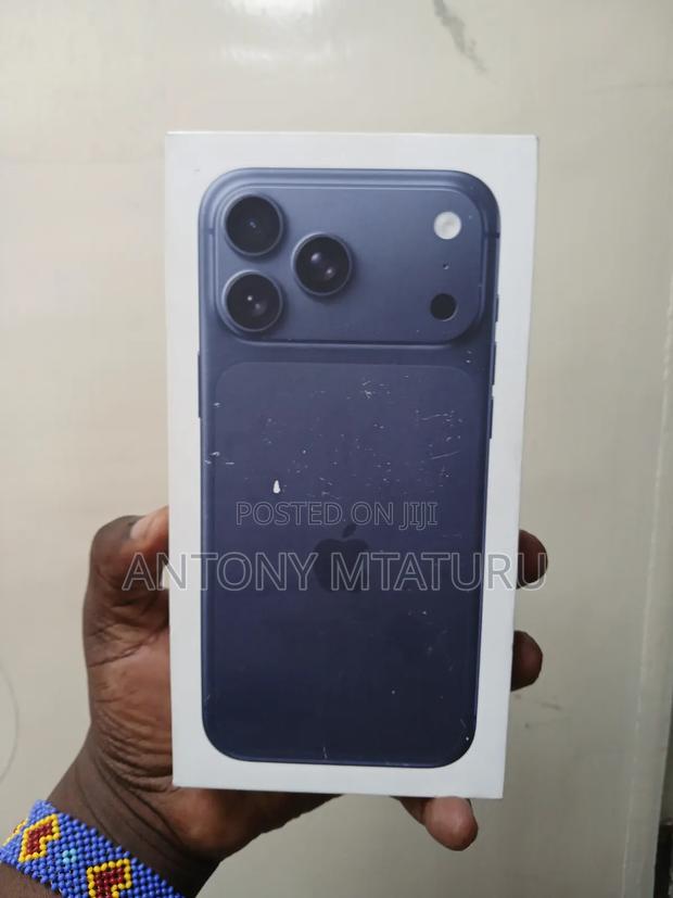 New Apple iPhone 17 Pro Max 512 GB - thumbnail 3