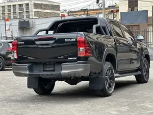 Toyota Hilux 2.4 Diesel 2020 Black