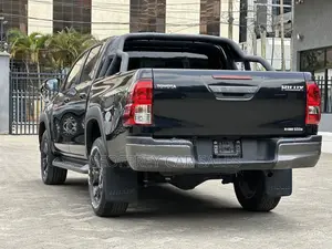 Toyota Hilux 2.4 Diesel 2020 Black