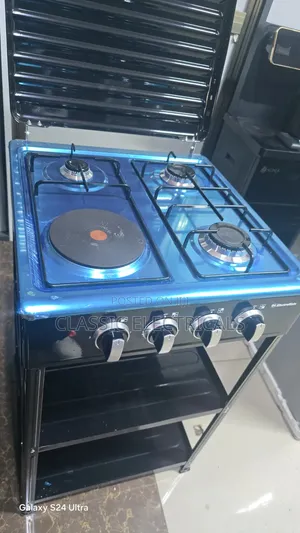 3+1 Standing Cooker With Shelves at Ksh5500.