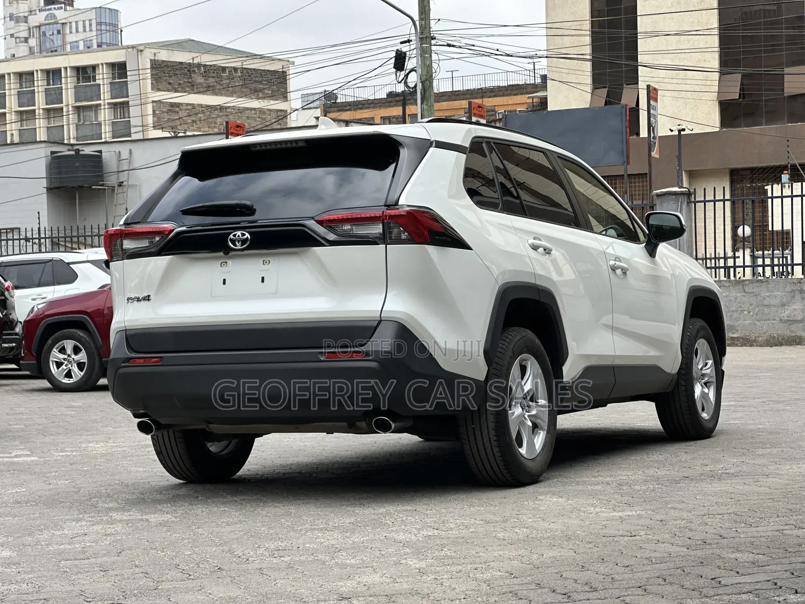 Toyota RAV4 Limited AWD 2019 White
