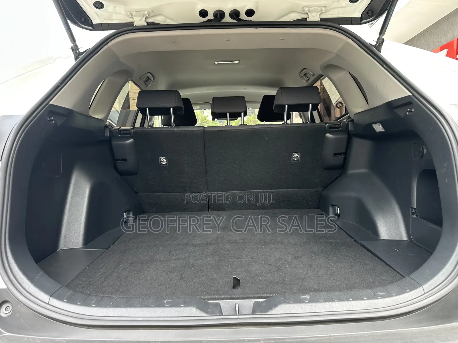 Toyota RAV4 Limited AWD 2019 White