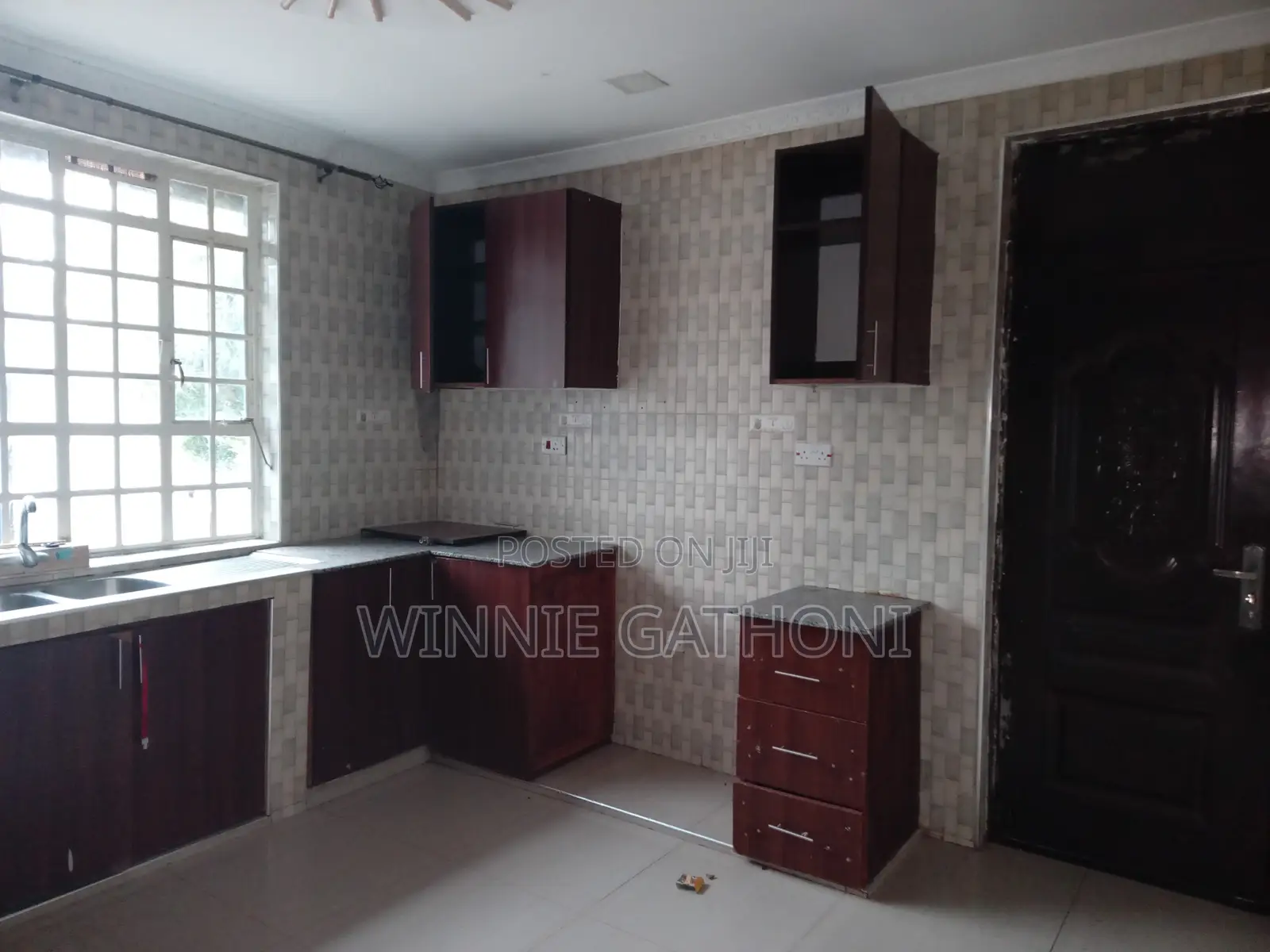 3bdrm Bungalow in Kamulu, Joska for rent