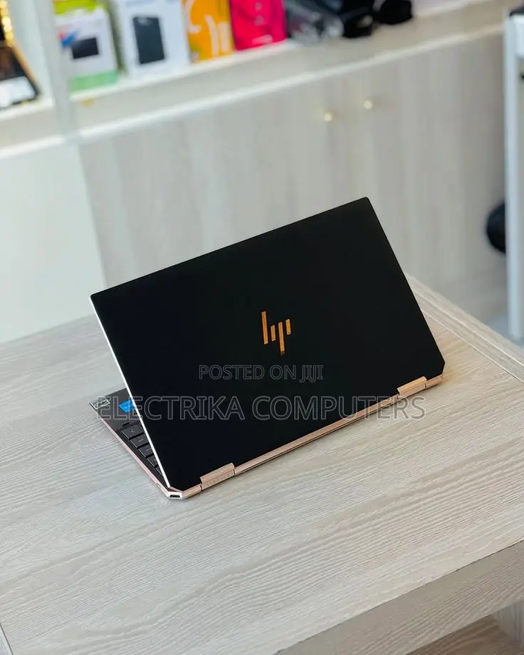 New Laptop HP Spectre X360 16GB Intel Core i7 SSD 512GB