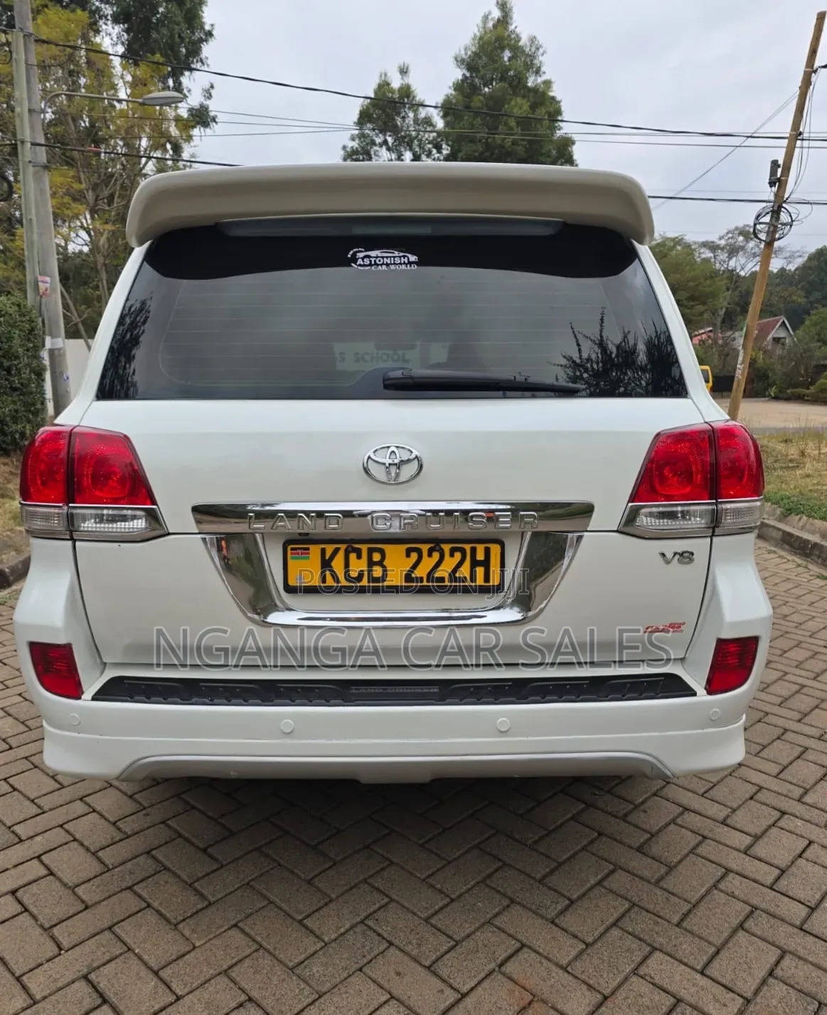 Toyota Land Cruiser 2008 White