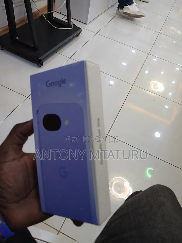 New Google Pixel 10a 256 GB - thumbnail 3