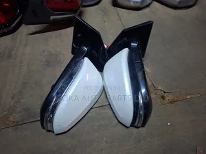 Toyota Harrier 2015 Side Mirrors Zsu60 Camera Type