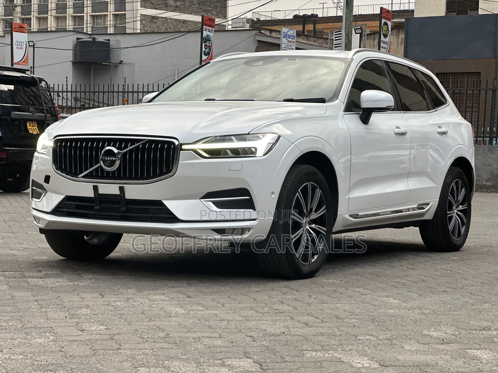 Volvo XC60 T5 Inscription AWD 2019 White
