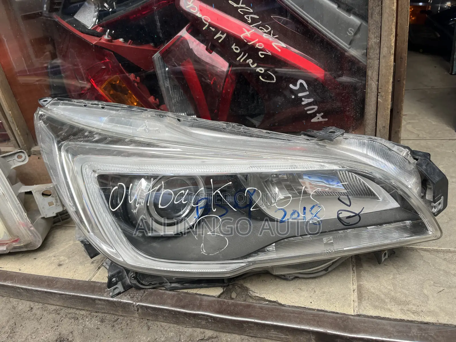 Subaru Outback 2015 Headlights
