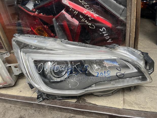 Subaru Outback 2015 Headlights