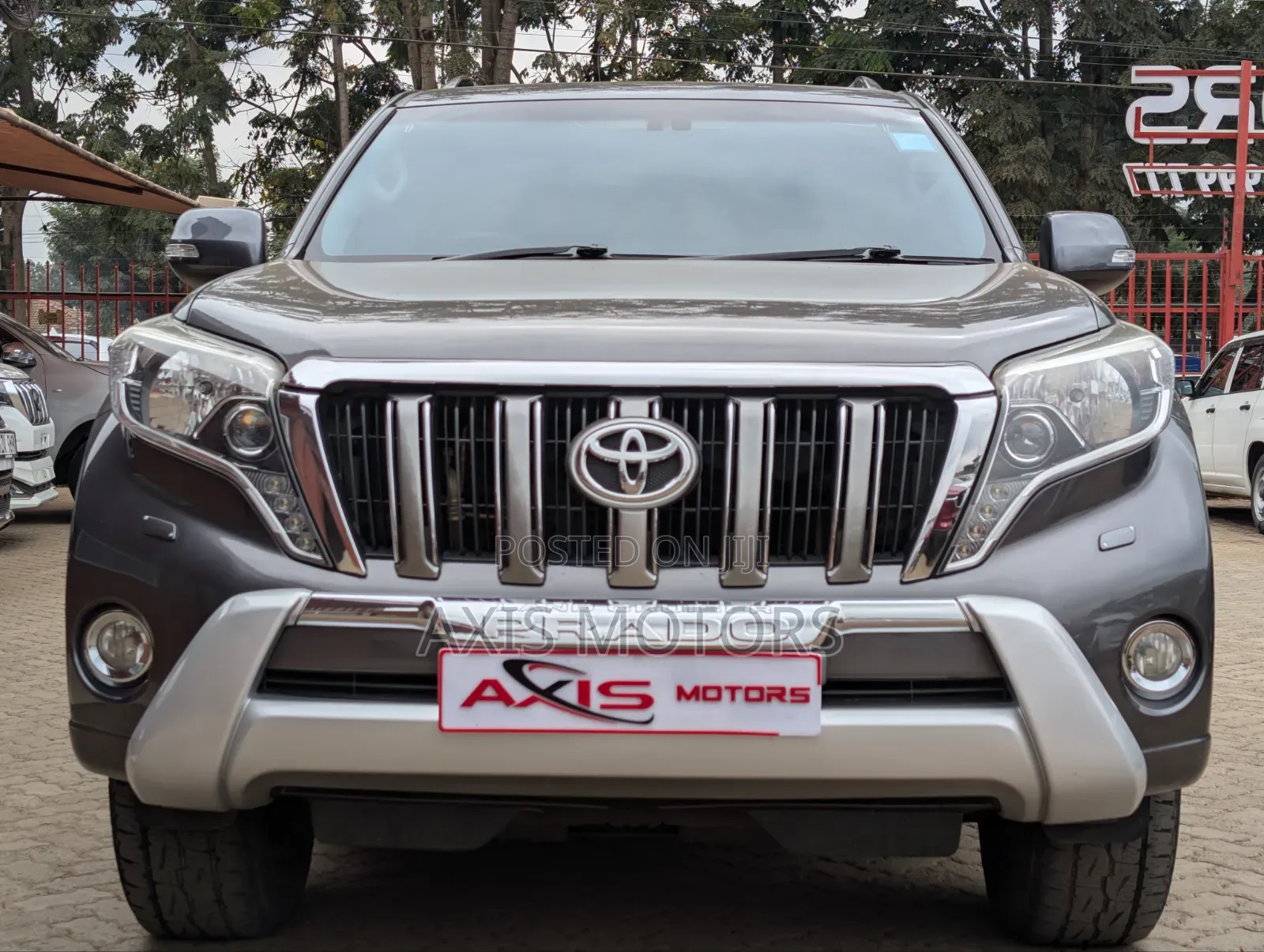 Toyota Land Cruiser Prado 2016 Gray