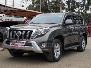Toyota Land Cruiser Prado 2016 Gray
