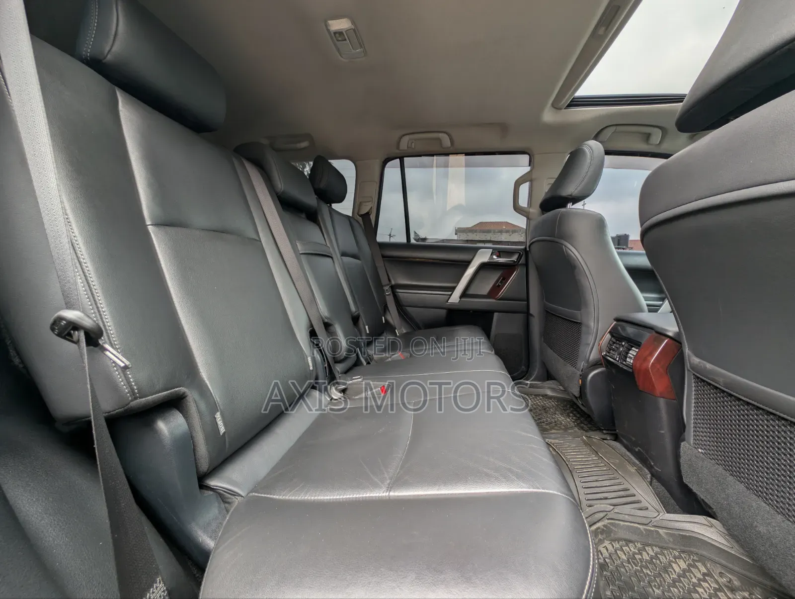 Toyota Land Cruiser Prado 2016 Gray